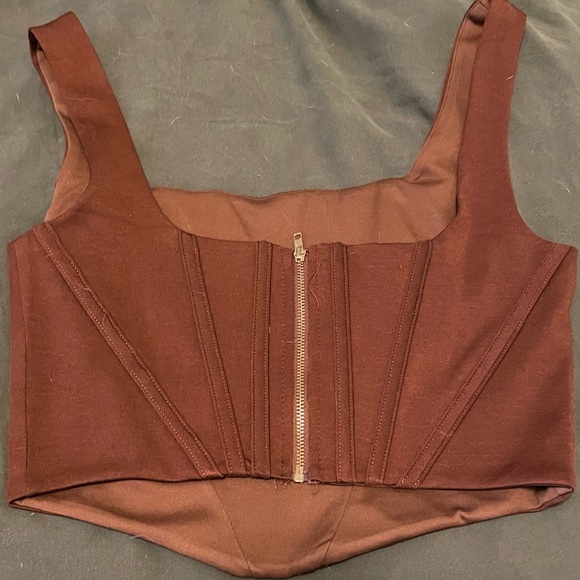 Asymmetrical Brown Zip Up Corset Crop Top - Picture 2 of 2